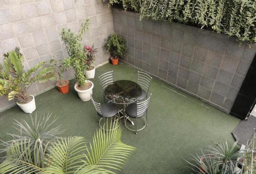 Fotos del hotel Fab Goodwill Gk 1:  5