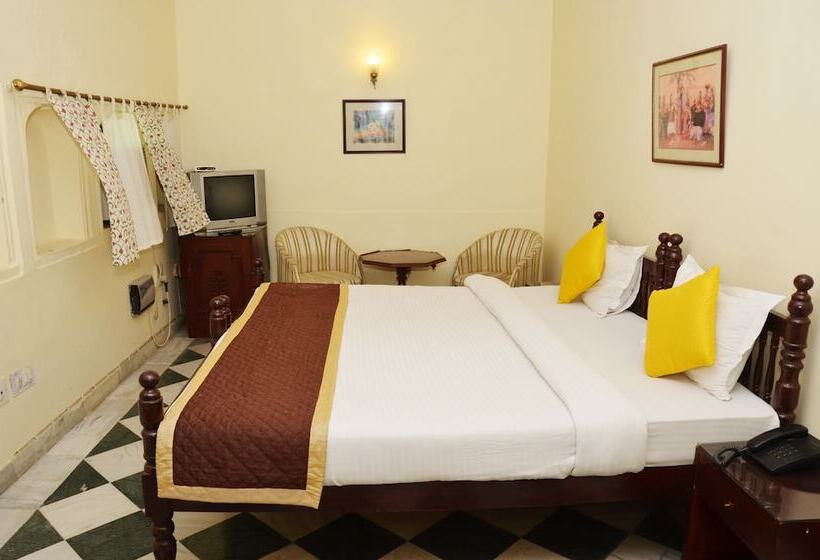 Fotos del hotel Karnot Mahal:  7