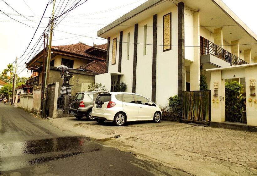 Fotos del hotel D Gaduh Suite Kuta:  12