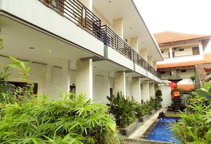 Fotos del hotel D Gaduh Suite Kuta:  2