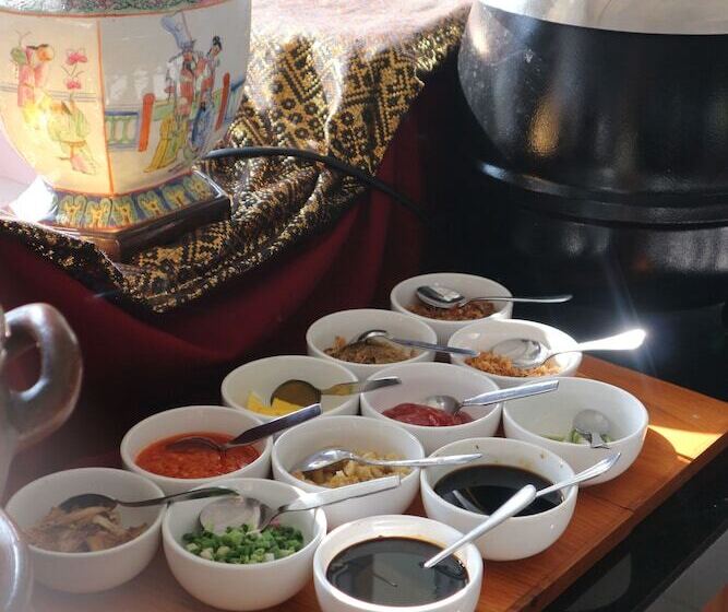 Fotos del hotel La Lisa Hotel Surabaya:  15