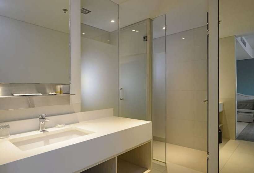 Fotos del hotel La Lisa Hotel Surabaya:  16