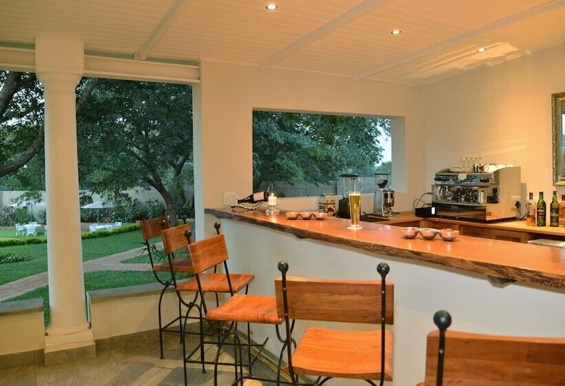 Fotos del hotel Batonka Guest Lodge:  3