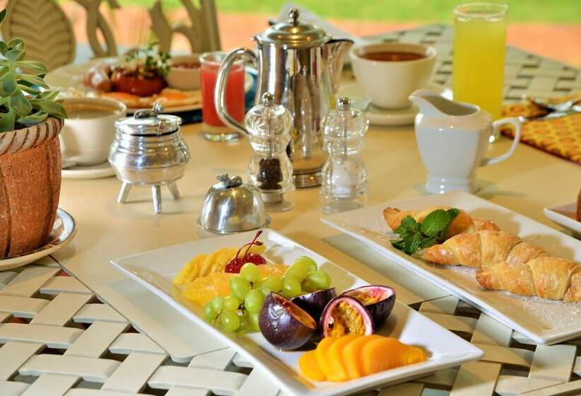 Fotos del hotel Batonka Guest Lodge:  2