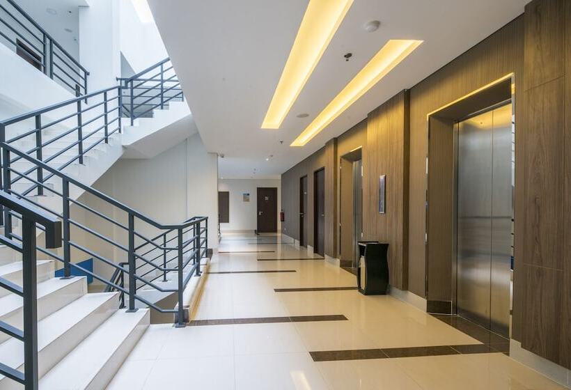 Fotos del hotel 88 Itc Fatmawati Jakarta:  2