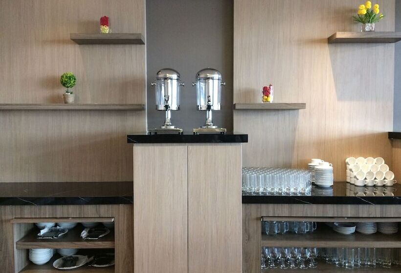 Fotos del hotel 88 Itc Fatmawati Jakarta:  13