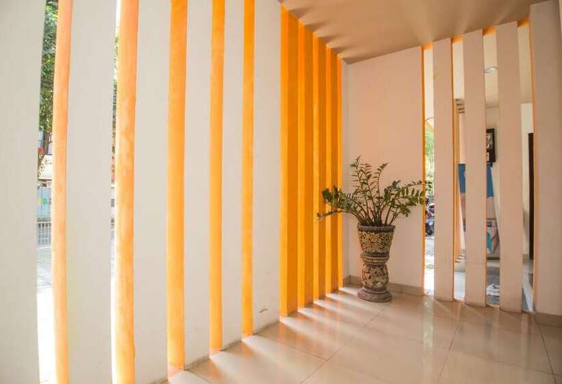 Fotos del hotel Adikara Renon:  19