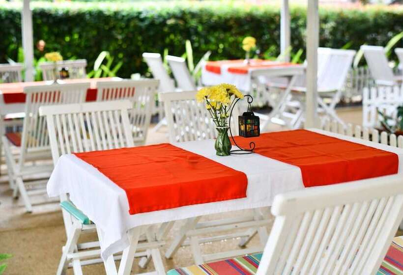 Fotos del hotel Cascades Resort Phuket:  2