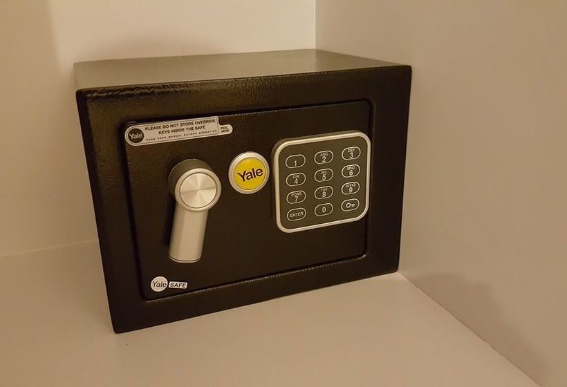 Fotos del hotel Governor Forbes Inn:  12