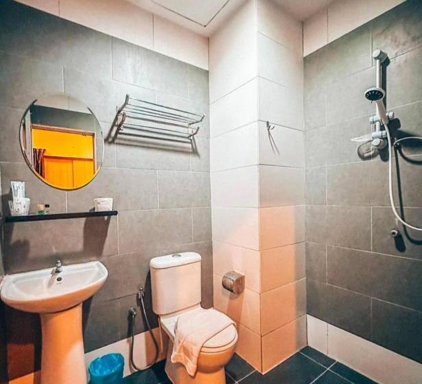 Fotos del hotel Royal Agate Beach Resort:  5