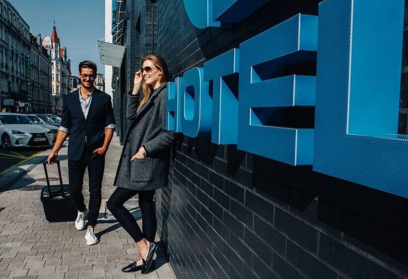 Fotos del hotel Q  Plus Katowice:  16