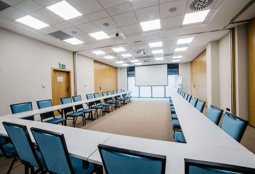 Fotos del hotel Q  Plus Katowice:  6