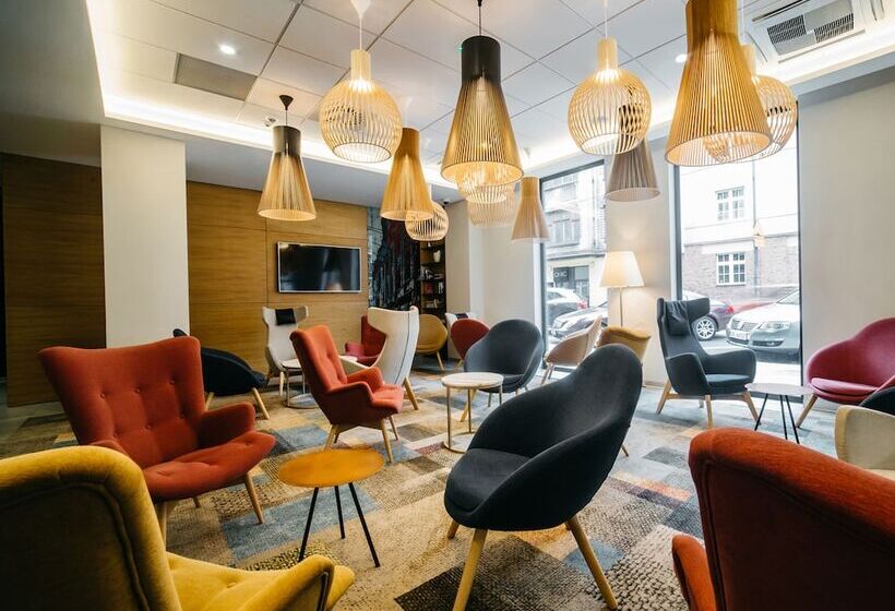 Fotos del hotel Q  Plus Katowice:  2