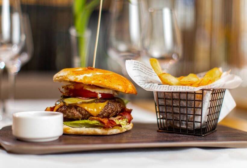 Fotos del hotel Q  Plus Katowice:  9