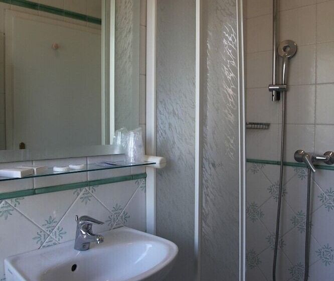 Fotos del hotel Villa Rosa:  5