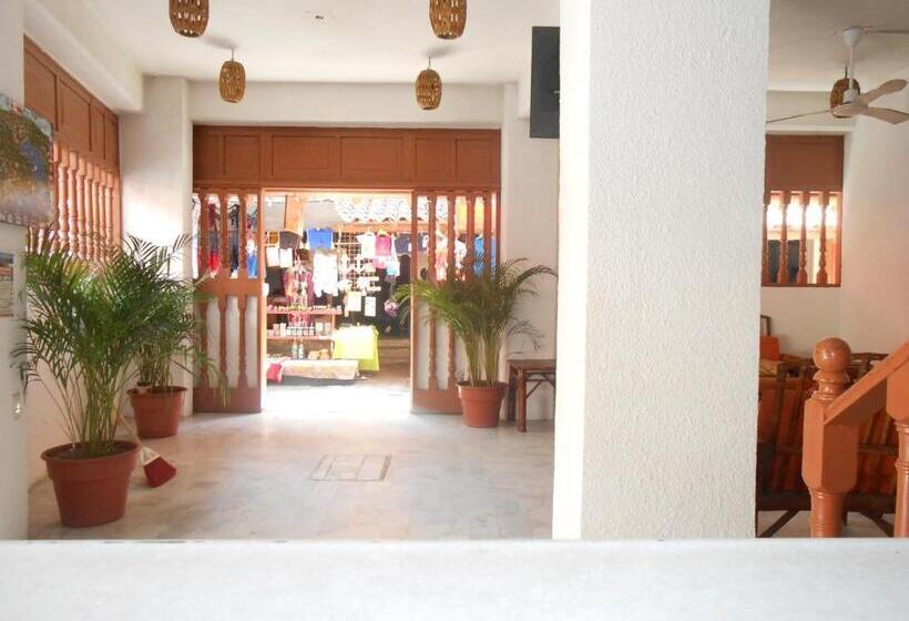 Fotos del hotel Corona Zihua:  3