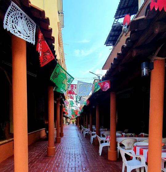 Fotos del hotel Corona Zihua:  6