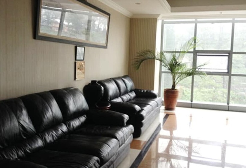 Fotos del hotel Crown Legacy:  20