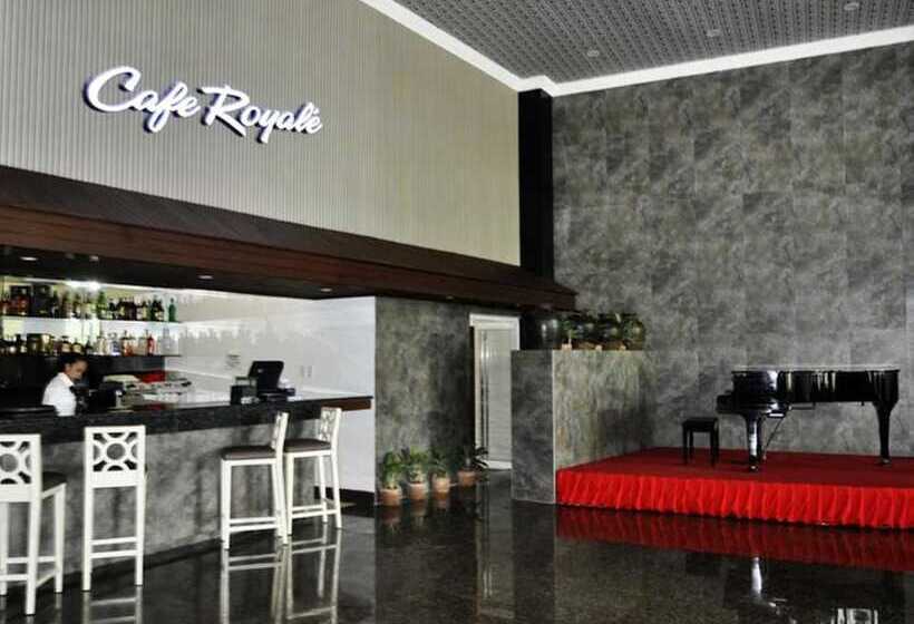 Fotos del hotel Crown Legacy:  3