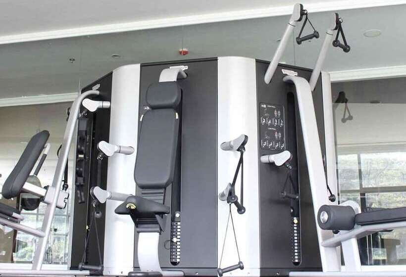 Fotos del hotel Crown Legacy:  10