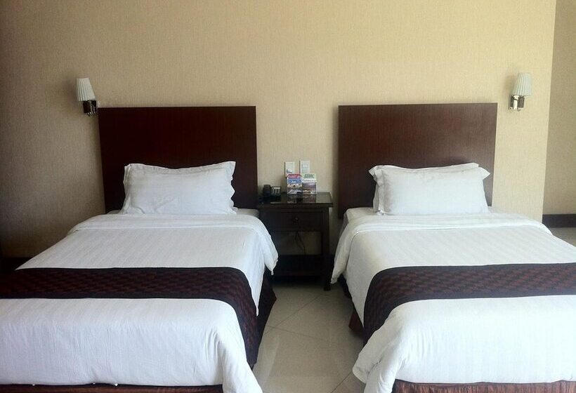 Fotos del hotel Crown Legacy:  21