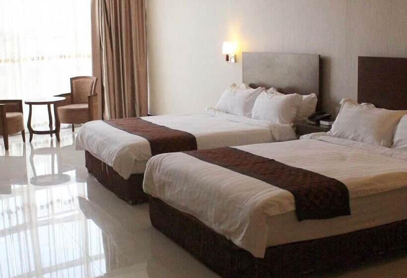 Fotos del hotel Crown Legacy:  9