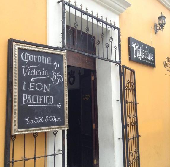 Fotos del hotel Capital O  Villa De León:  15