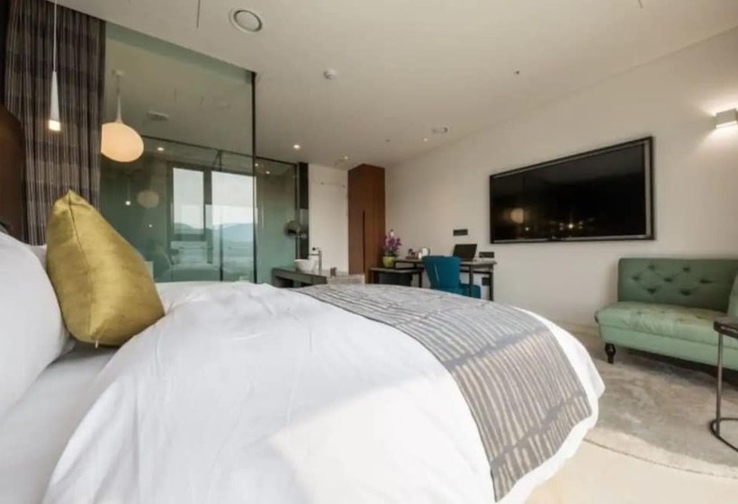 Fotos del hotel Bay 204 Dobong:  21