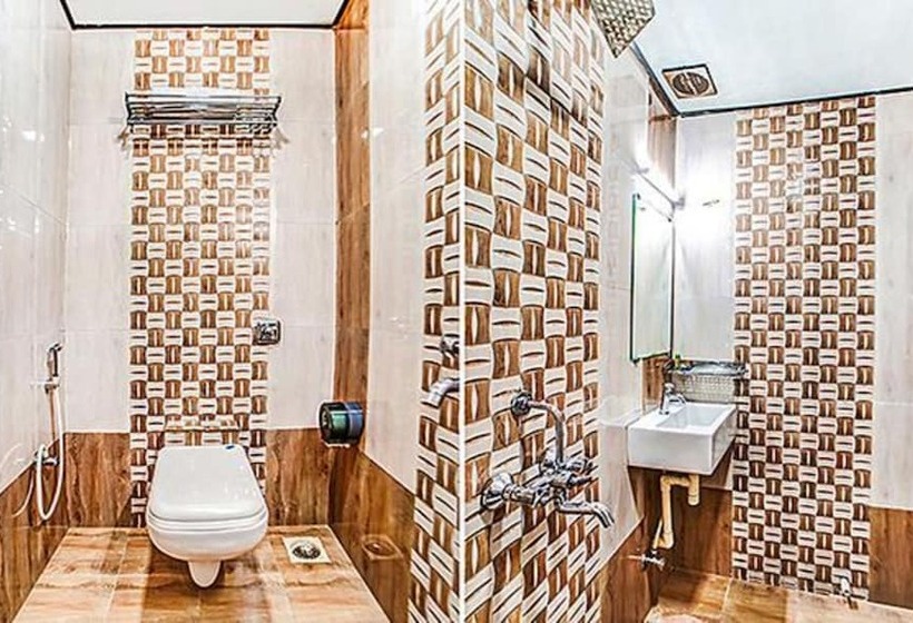 Fotos del hotel Fab Adore Palace:  4