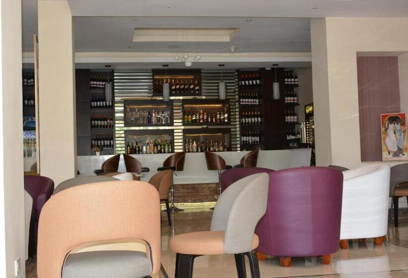 Fotos del hotel Azzeman:  6