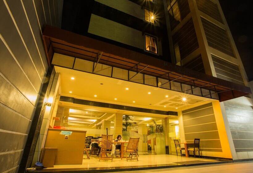 Fotos del hotel Raja Residence:  15