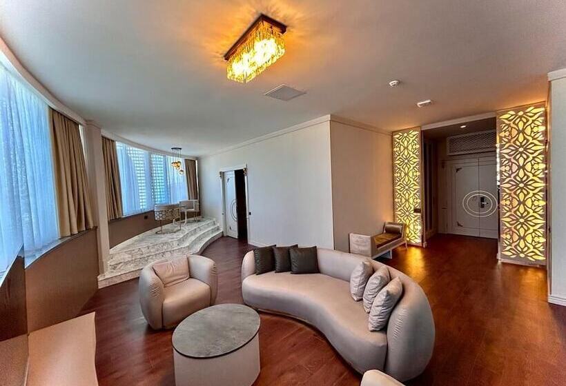 Fotos del hotel Sky Tower:  13