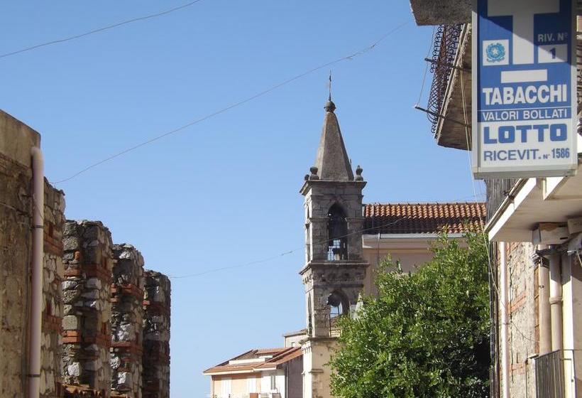 Fotos del hotel Albergo Diffuso Borgo Gallodoro:  24