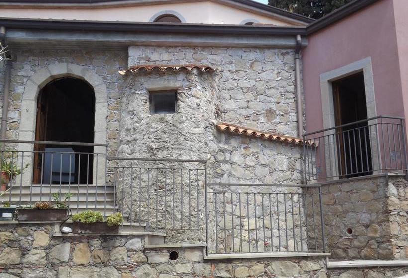 Fotos del hotel Albergo Diffuso Borgo Gallodoro:  21