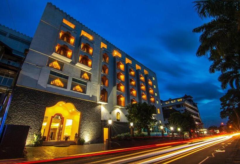 Fotos del hotel Royal Kandyan:  21