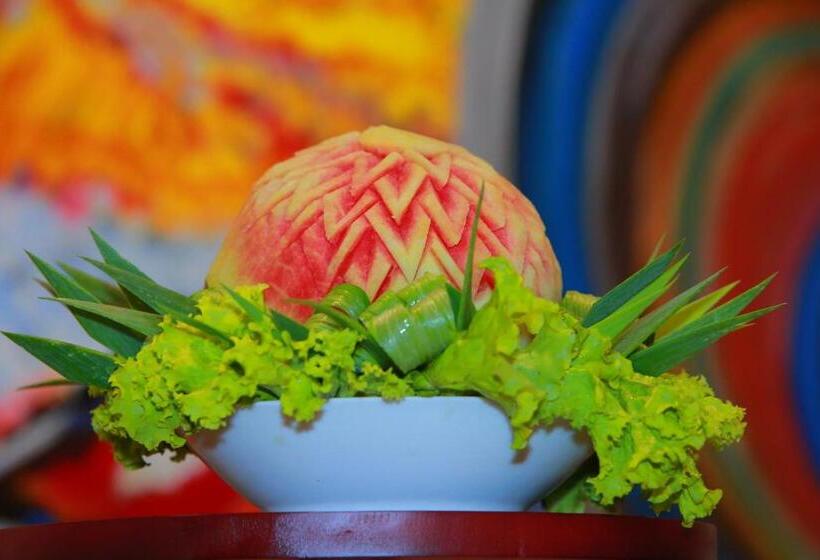 Fotos del hotel Royal Kandyan:  4