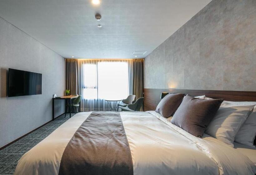 Fotos del hotel With Jeju:  25