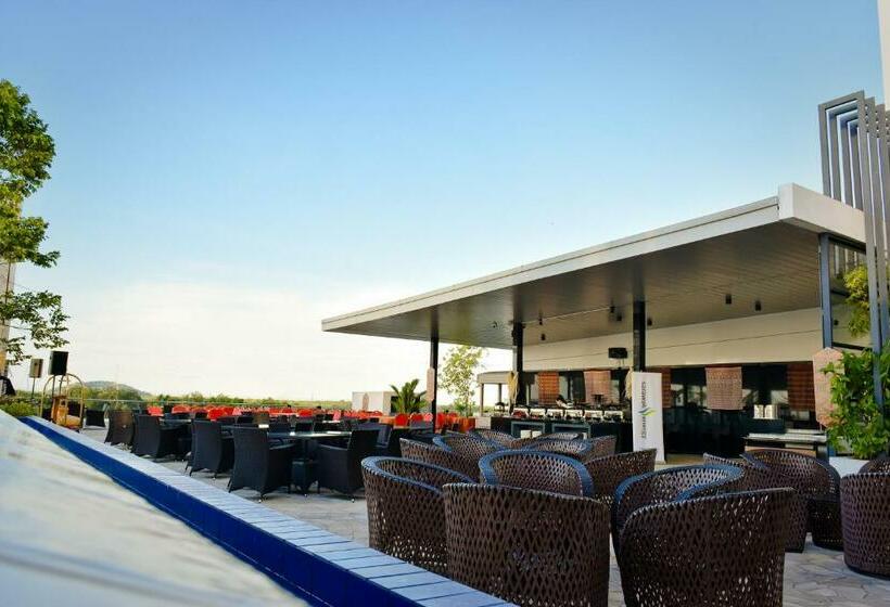 Fotos del hotel Ucsi Hotel Kuching:  6