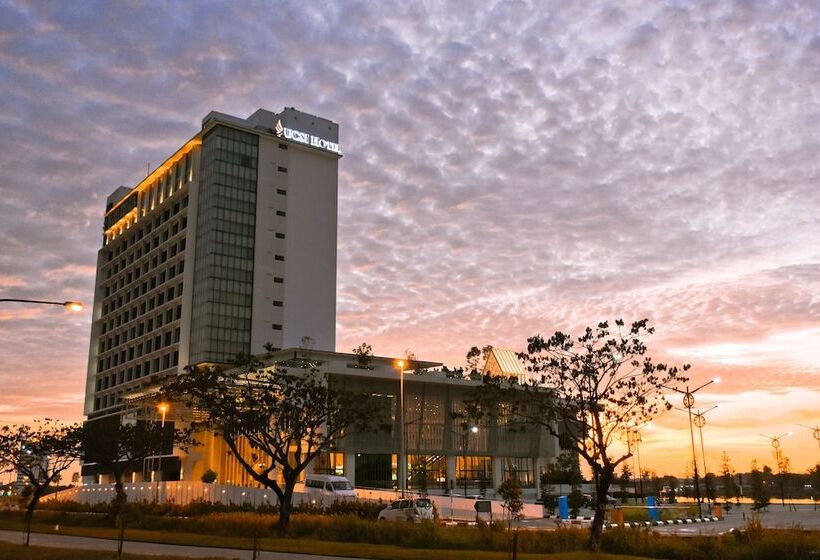 Fotos del hotel Ucsi Hotel Kuching:  8