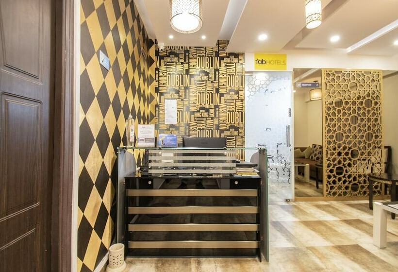 Fotos del hotel Fabhotel Frazer Suites Pulikeshi Nagar:  4