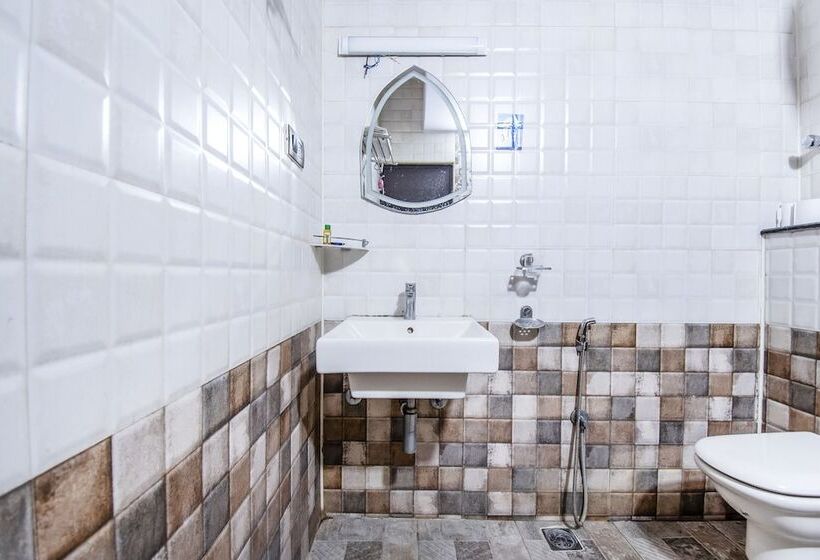 Fotos del hotel Fabhotel Frazer Suites Pulikeshi Nagar:  12