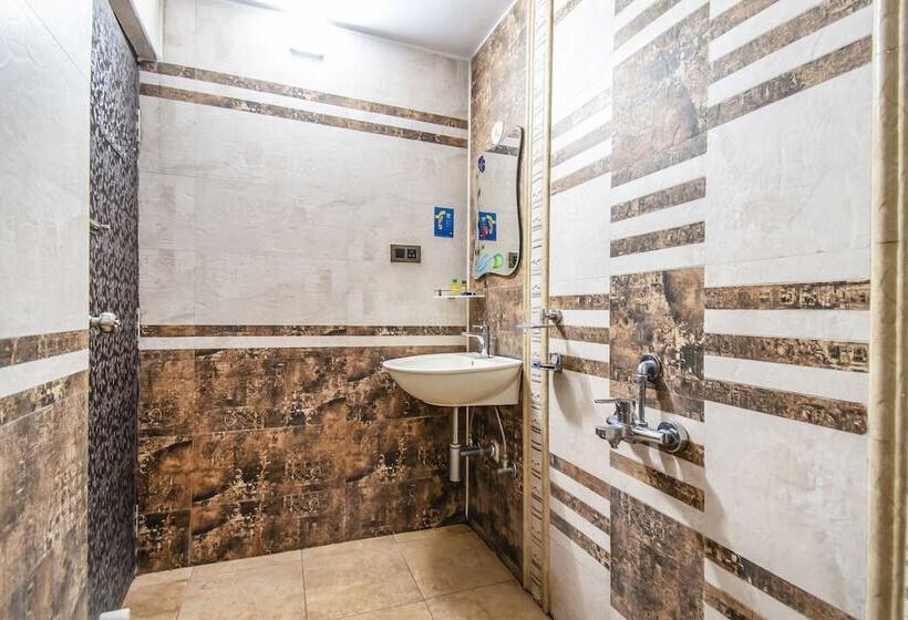 Fotos del hotel Fabhotel Frazer Suites Pulikeshi Nagar:  18