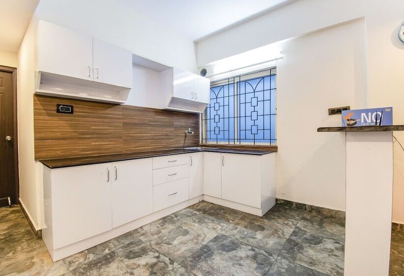 Fotos del hotel Fabhotel Frazer Suites Pulikeshi Nagar:  6