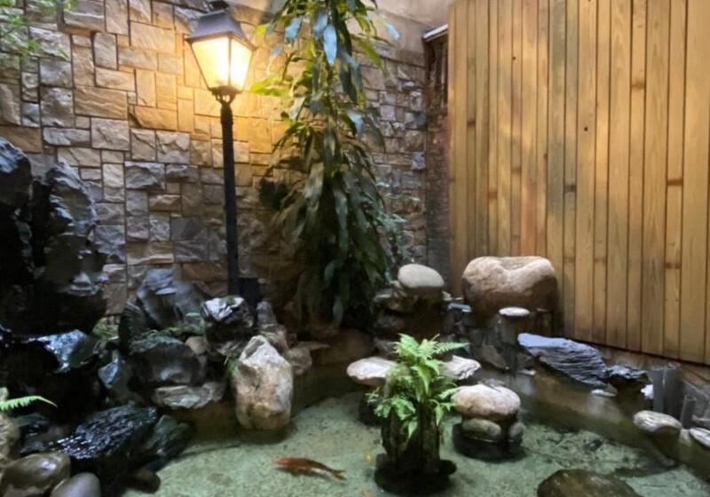 Brown  Chihkan Branch