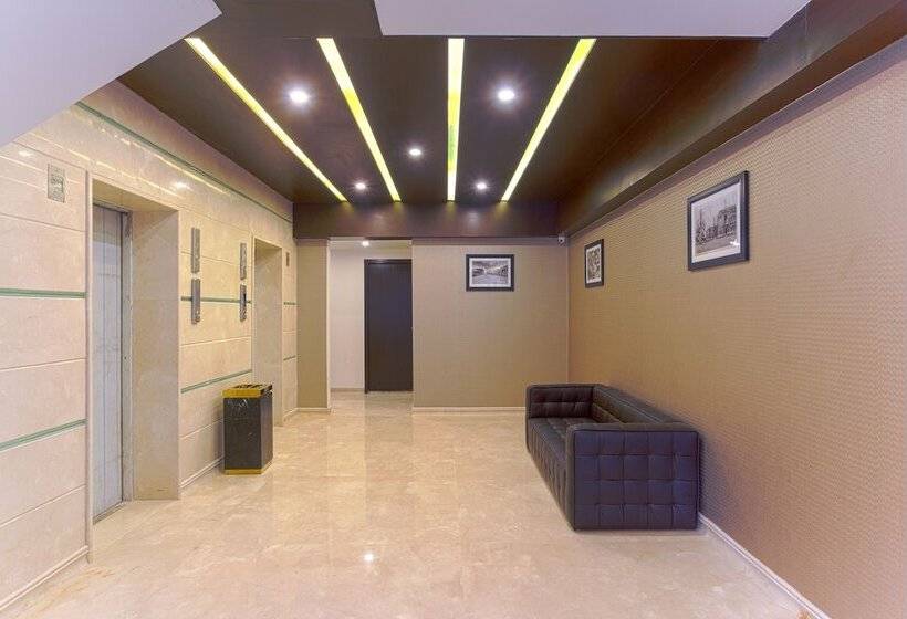 Fotos del hotel Treebo Grand Premier Suites:  14