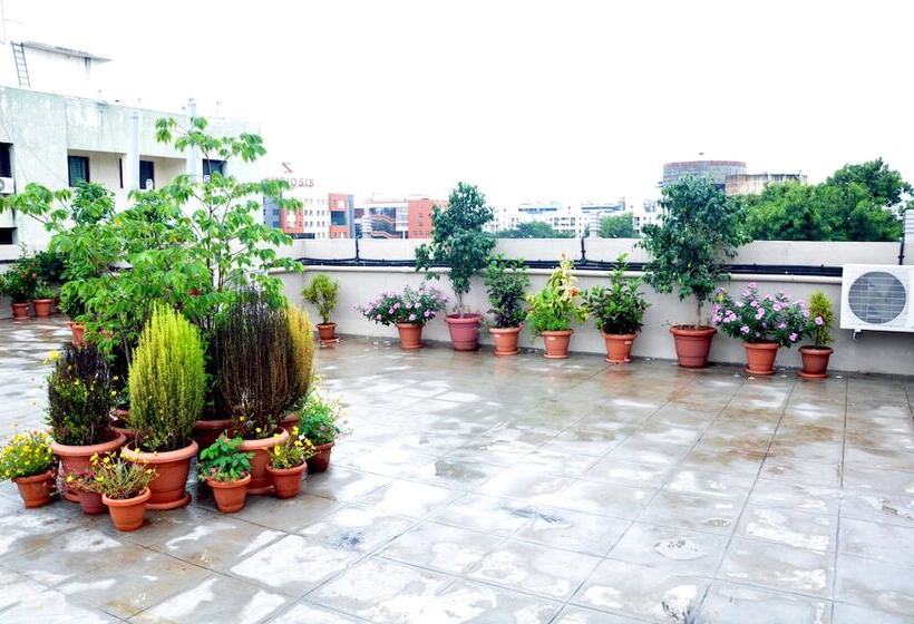 Fotos del hotel Fabhotel Brook Elan Viman Nagar:  3