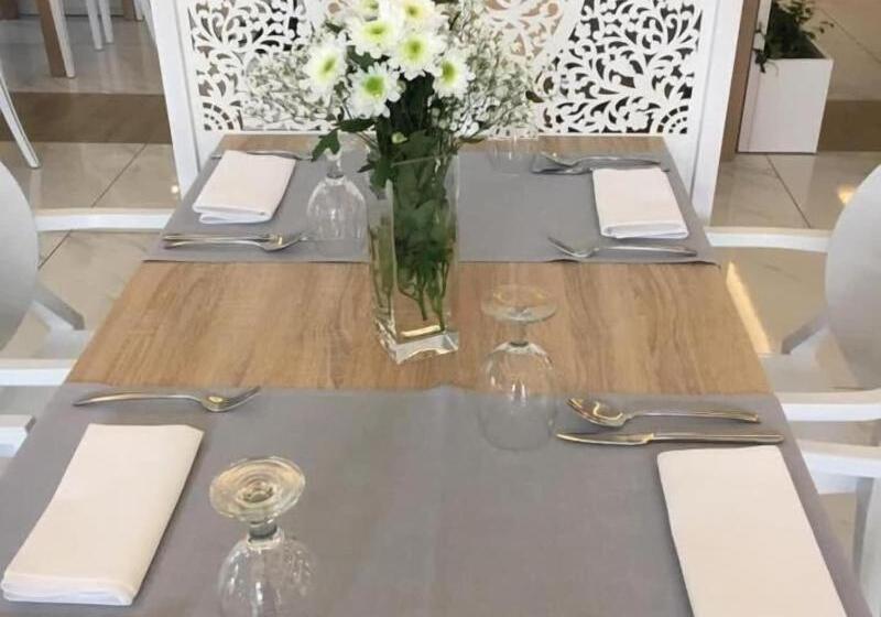 Fotos del hotel Falcon:  21