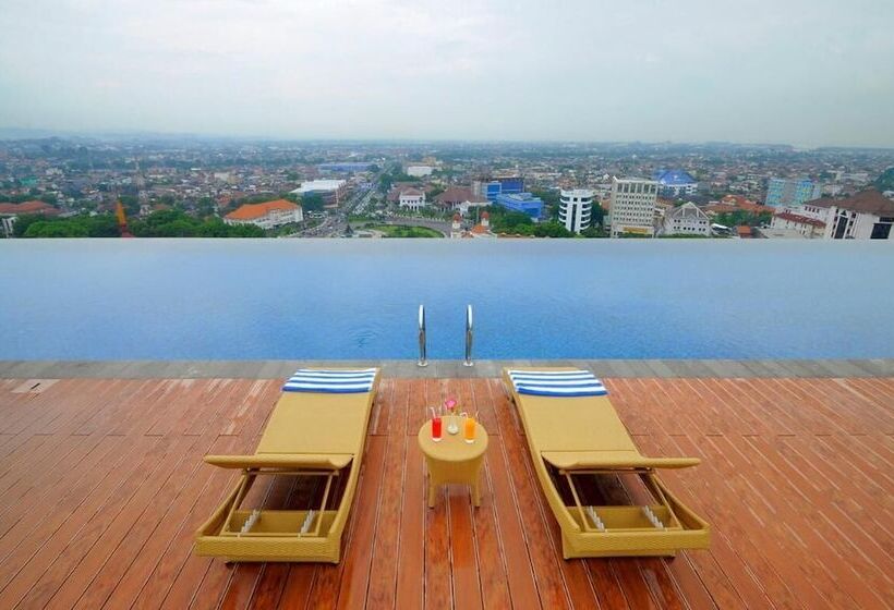 Fotos del hotel Louis Kienne Hotel Pandanaran:  19