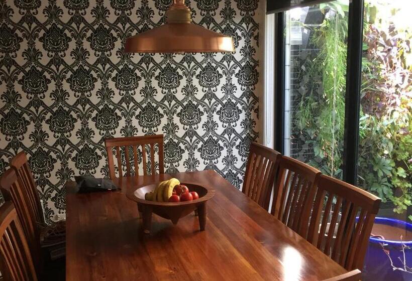 Fotos del hotel East Brunswick:  5