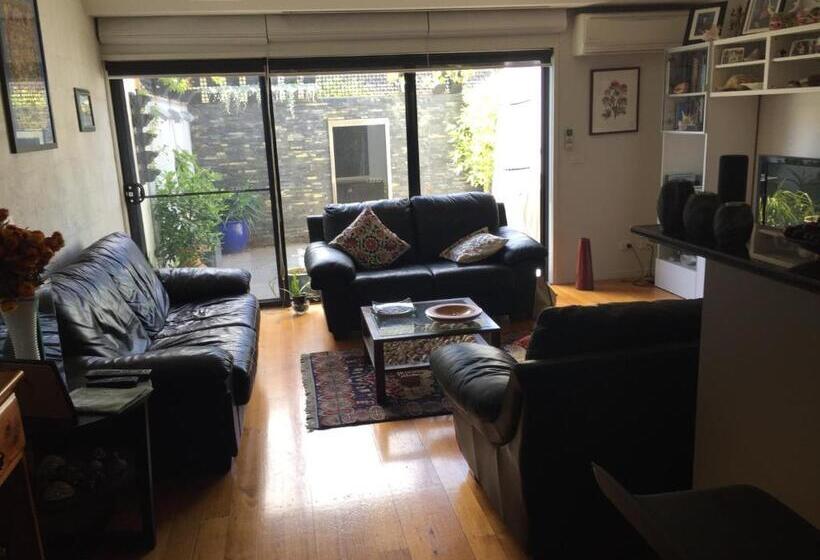 Fotos del hotel East Brunswick:  11